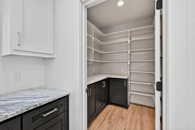 2520 S Scullin Avenue, Denison, TX 75020