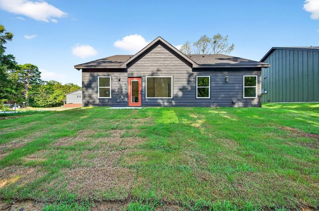 2520 S Scullin Avenue, Denison, TX 75020