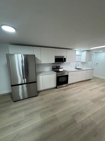 21550 NW 7th Court, Pembroke Pines, FL 33029
