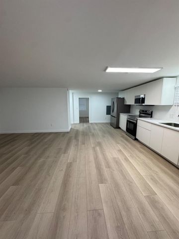 21550 NW 7th Court, Pembroke Pines, FL 33029