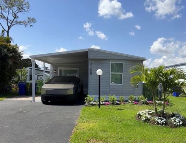 21550 NW 7th Court, Pembroke Pines, FL 33029