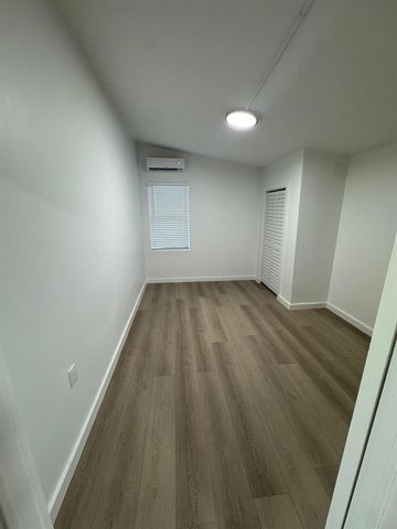 21550 NW 7th Court, Pembroke Pines, FL 33029