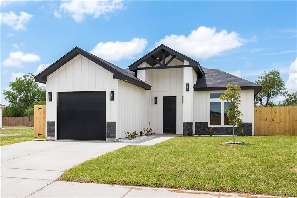 10209 Espada Drive, Edinburg, TX 78541