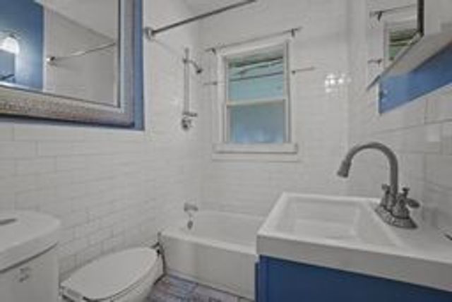 48 Upland Avenue, East Greenwich, RI 02818