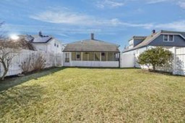 48 Upland Avenue, East Greenwich, RI 02818