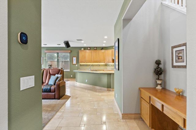 7127 Lyne Bay Dr, Roseville, CA 95747