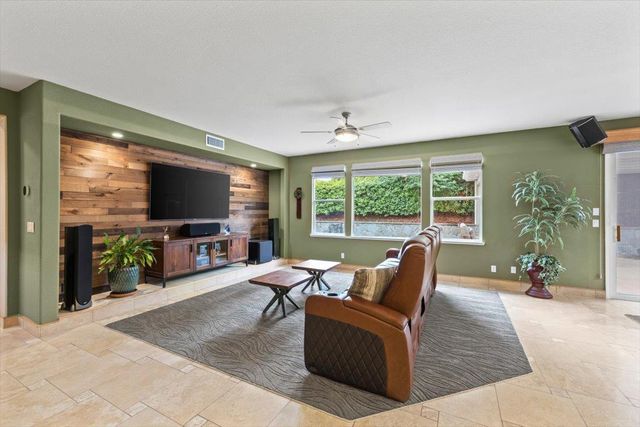 7127 Lyne Bay Dr, Roseville, CA 95747