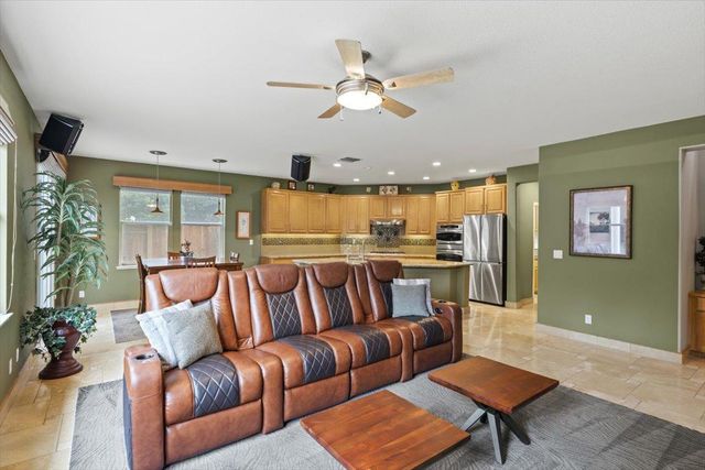 7127 Lyne Bay Dr, Roseville, CA 95747