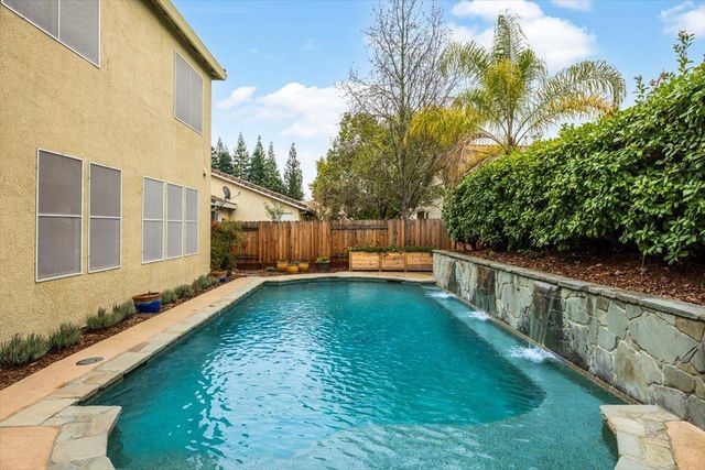 7127 Lyne Bay Dr, Roseville, CA 95747