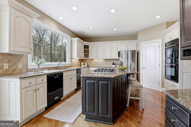 112 Sweetwater Oaks, Peachtree City, GA 30269