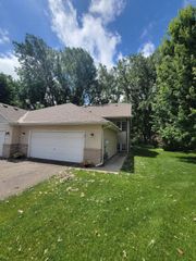 2729 Parkhaven Court N, Brooklyn Park, MN 55444