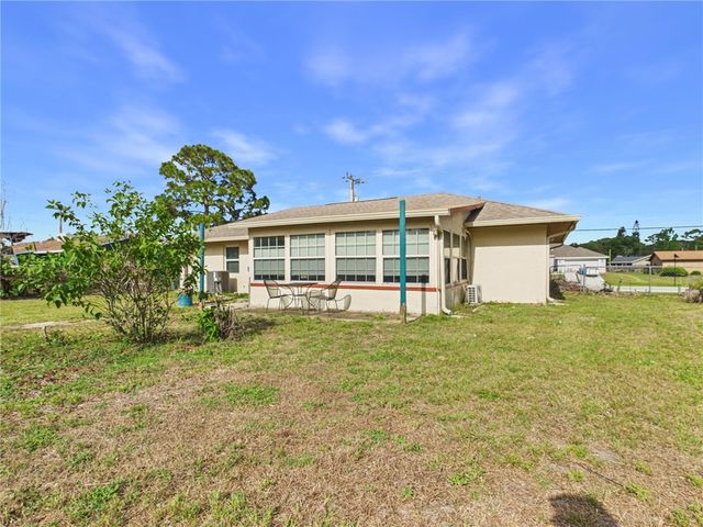 520 Jupiter Boulevard NW, Palm Bay, FL 32907