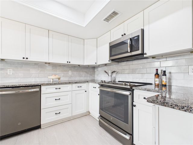 520 Jupiter Boulevard NW, Palm Bay, FL 32907