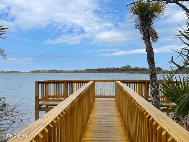 365 River Front Way, Edgewater, FL 32141