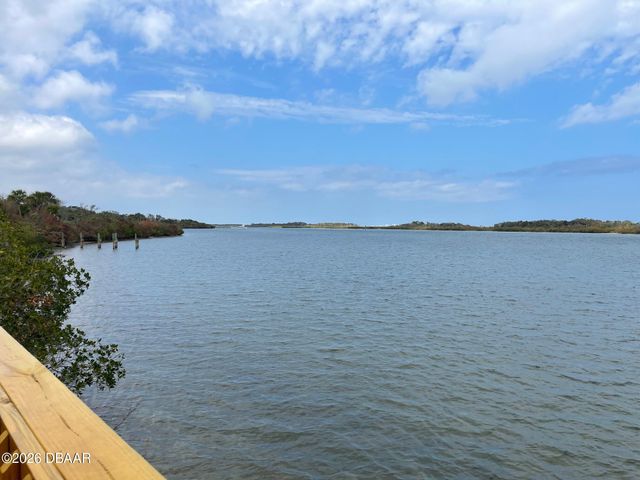 365 River Front Way, Edgewater, FL 32141