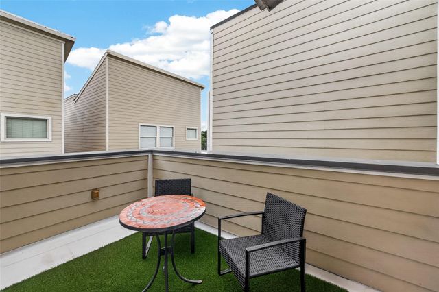 1510 Crockett Street B, Houston, TX 77007