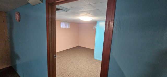 206 6th Avenue E, Andalusia, IL 61232
