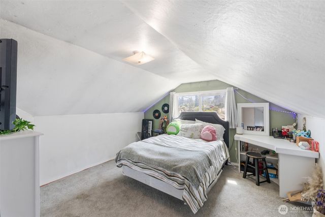 905 W 11th Street, Port Angeles, WA 98363