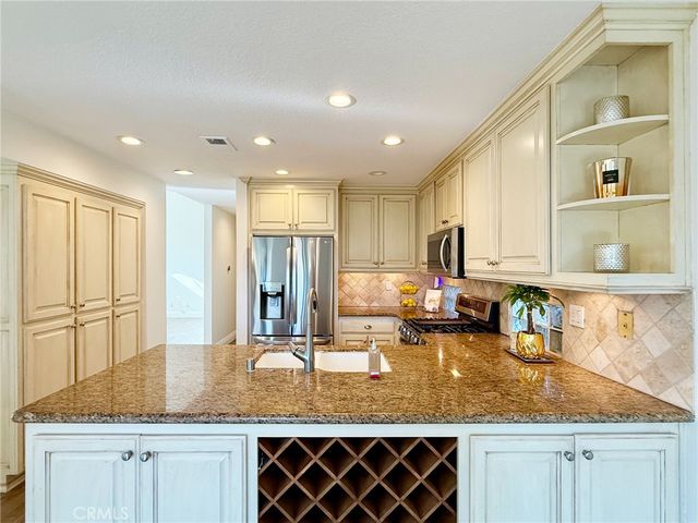 28422 Via Nandina, Laguna Niguel, CA 92677