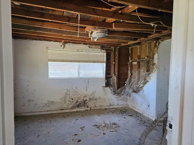 6749 N Weber Avenue, Fresno, CA 93722