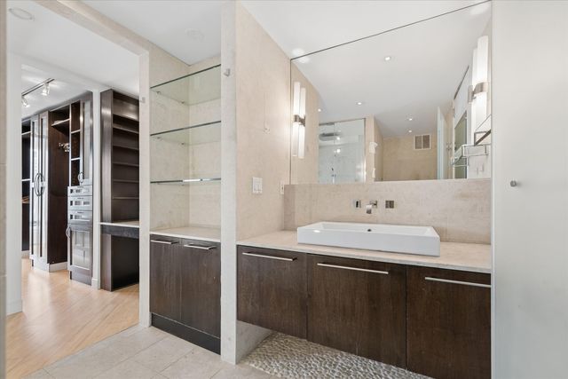 505 N Lake Shore Drive 3510-3511, Chicago, IL 60611