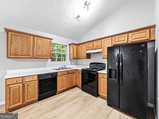 3305 Herrenhut Road, Lithonia, GA 30038