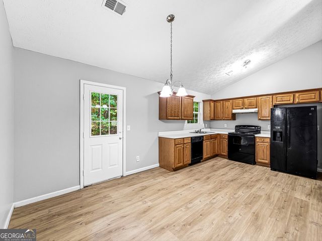 3305 Herrenhut Road, Lithonia, GA 30038