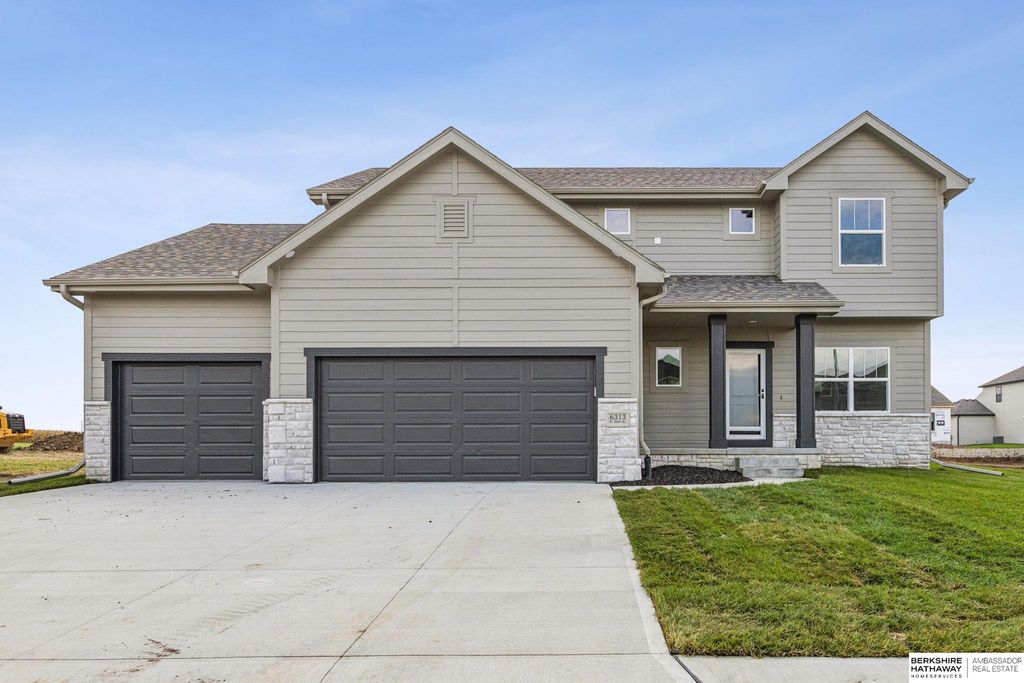 6313 N 209th Street, Elkhorn, NE 68022