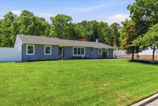 32 Henearly Drive, Miller Place, NY 11764