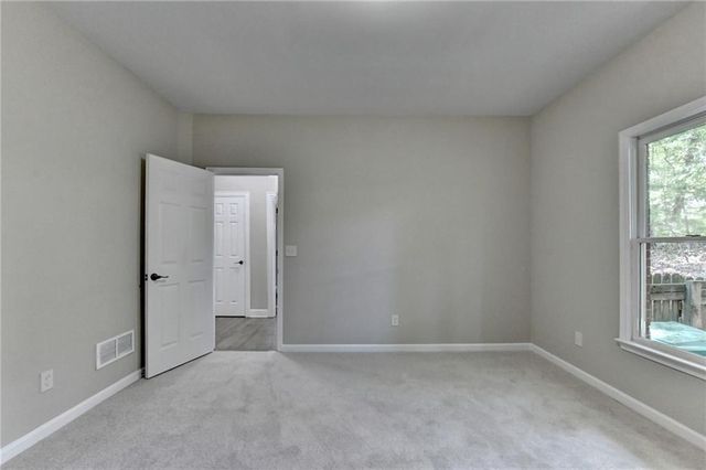 1251 Chadwick Lakes Drive, Lawrenceville, GA 30043