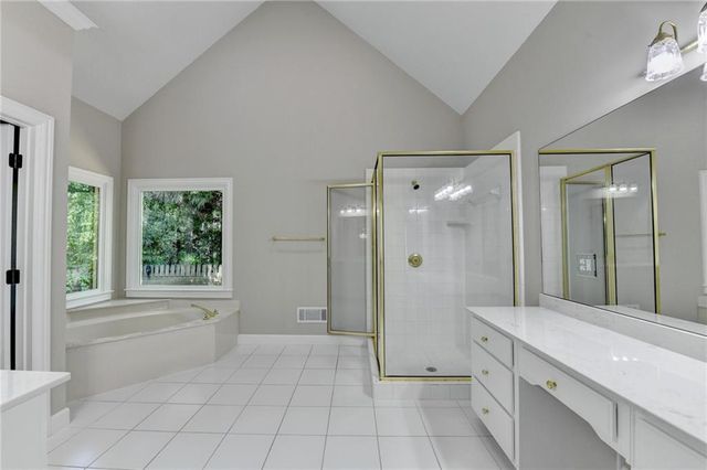 1251 Chadwick Lakes Drive, Lawrenceville, GA 30043