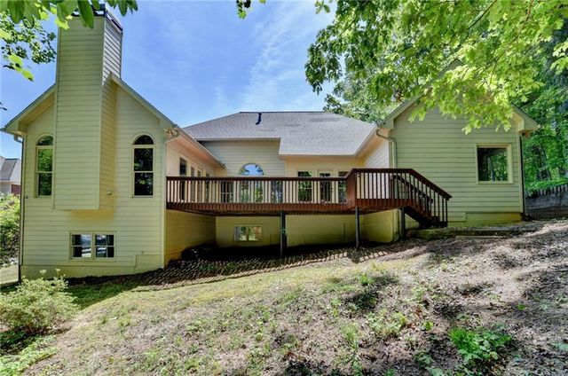 1251 Chadwick Lakes Drive, Lawrenceville, GA 30043