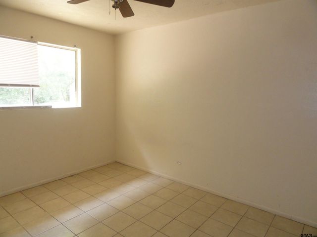 1521 S ACADEMY AVE., Tyler, TX 75701