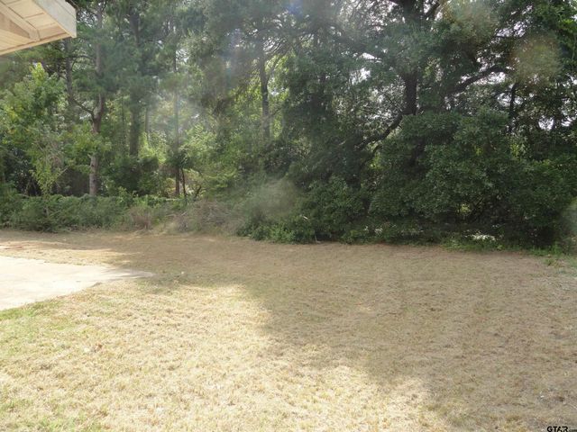 1521 S ACADEMY AVE., Tyler, TX 75701