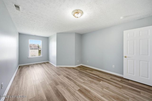 7006 Little Oak Ct, Louisville, KY 40291