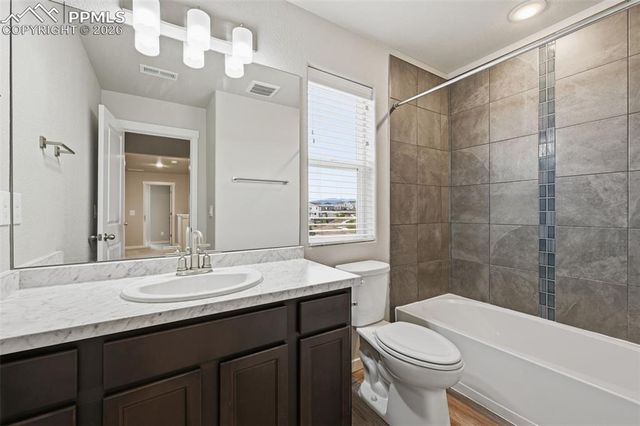 5162 Roundhouse Drive, Colorado Springs, CO 80925