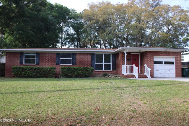 8648 EMERALD ISLE Circle S, Jacksonville, FL 32216