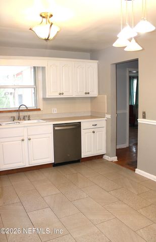 8648 EMERALD ISLE Circle S, Jacksonville, FL 32216