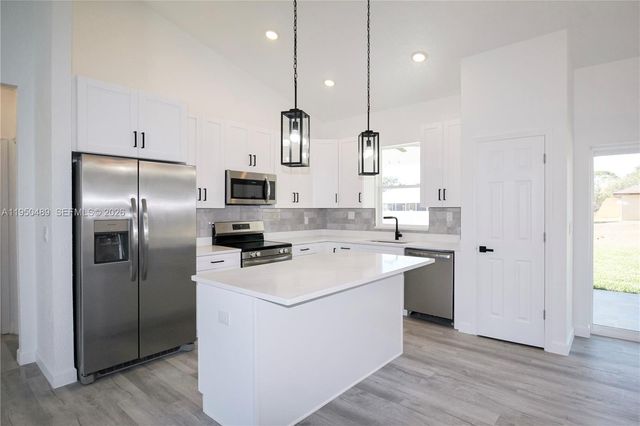 3915 EL RADO AVE, Sebring, FL 33872