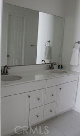 12454 Pinos Verde Lane, Victorville, CA 92392