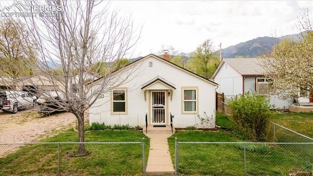 2219 Hagerman Street, Colorado Springs, CO 80904