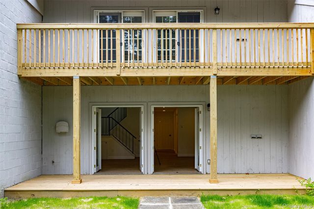 1905 Chelsea Cove S, Hopewell Junction, NY 12533