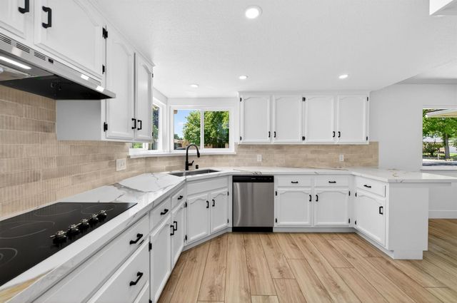 6616 N Chance Avenue, Fresno, CA 93710