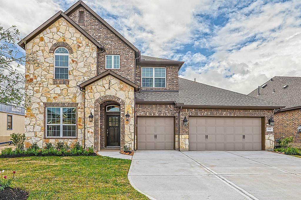 3742 Pinebrook Hollow Lane, Spring, TX 77386