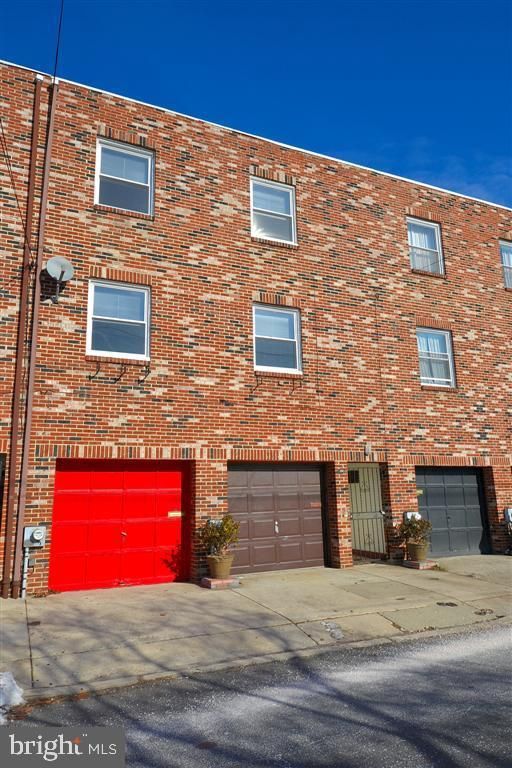 1721 FITZWATER ST #A, Philadelphia, PA 19146