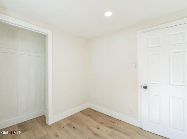 889 Yorkston Street, Schenectady, NY 12303