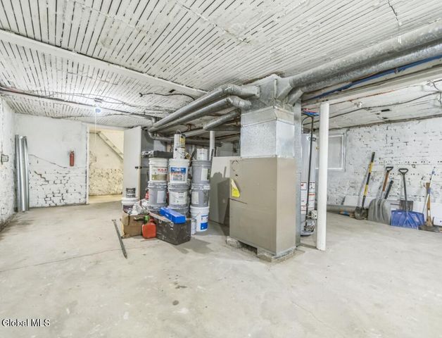 889 Yorkston Street, Schenectady, NY 12303