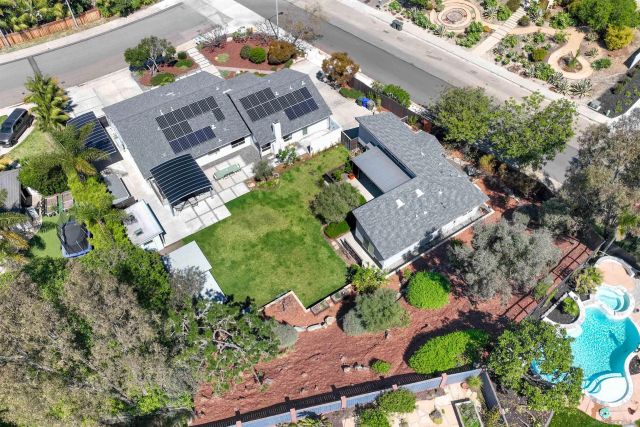 1041 Saint Albans 1, Encinitas, CA 92024