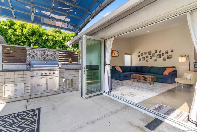 1041 Saint Albans 1, Encinitas, CA 92024