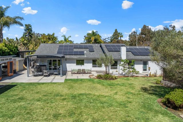 1041 Saint Albans 1, Encinitas, CA 92024